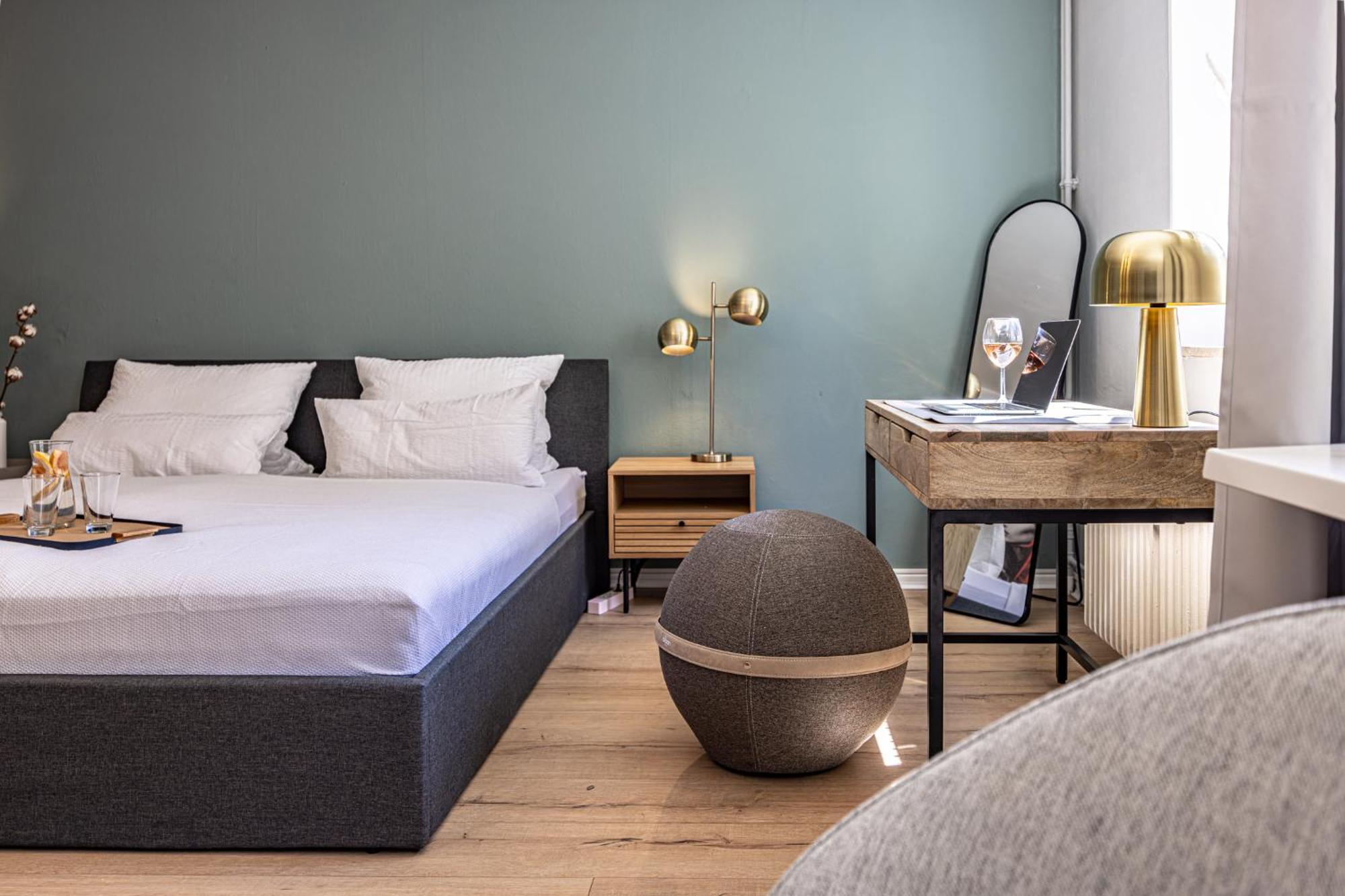 Have-A-Nice-Stay - Nahe Bahnhof Ahrensburg - 20 Minuten Nach Hamburg - Trotzdem Ruhig Gelegen - 6 Minuten Zu Fuss Ins Zentrum Ahrensburg - Modern Eingerichtet Extérieur photo
